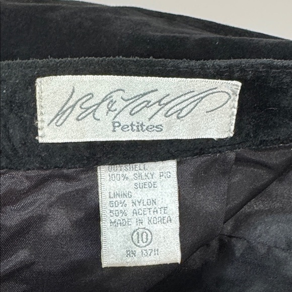 Lord & Taylor Black Suede Skirt Suit / Women's Size 10 Petite - Picture 9 of 14